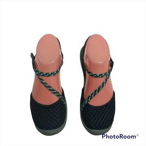 COPY - Jambu Azalea navy and teal strappy sandals Sz 3